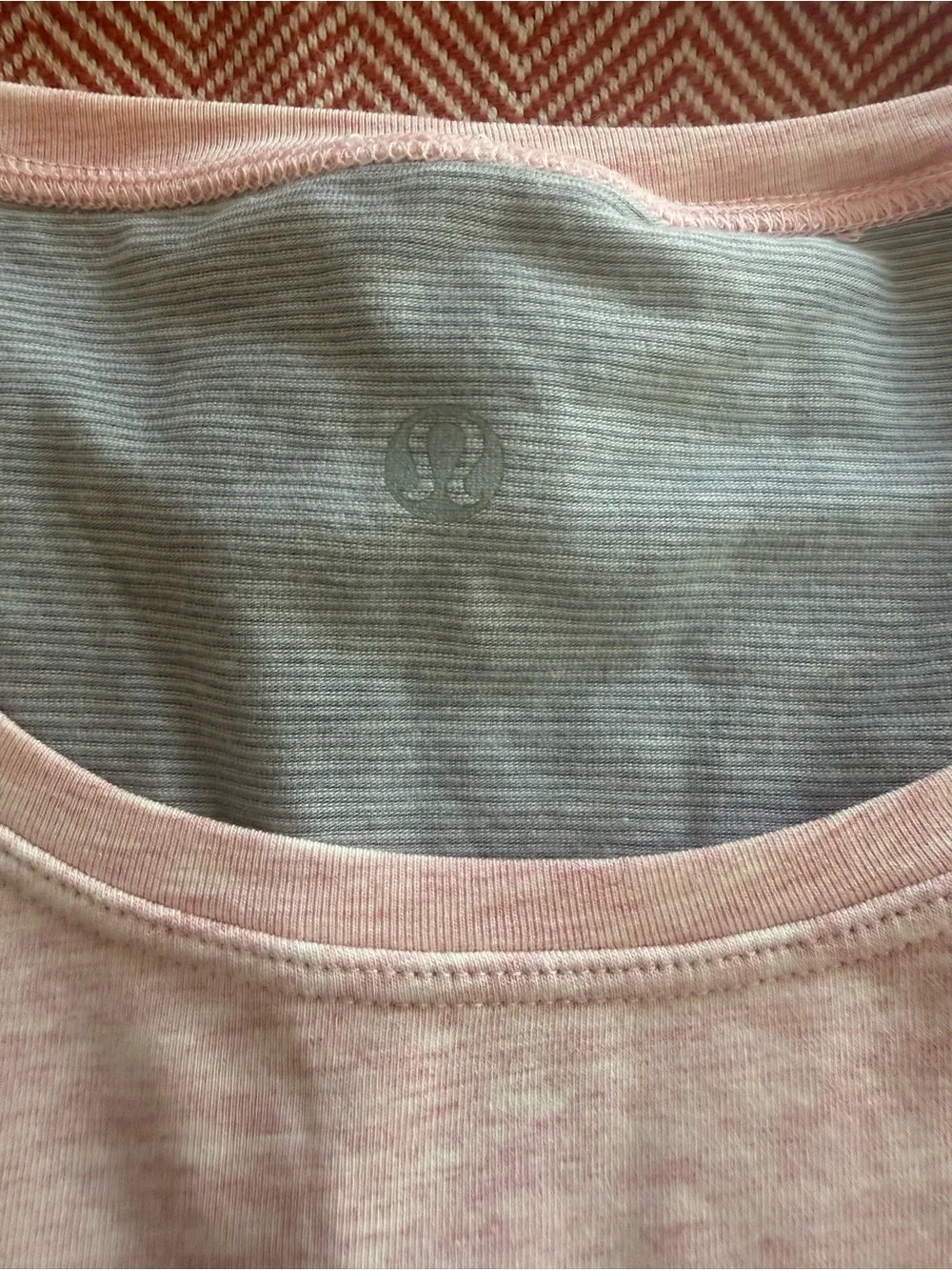 Lululemon Rest Less Long Sleeve Tunic Heathered Pink Gray Size 12 withThumbholes